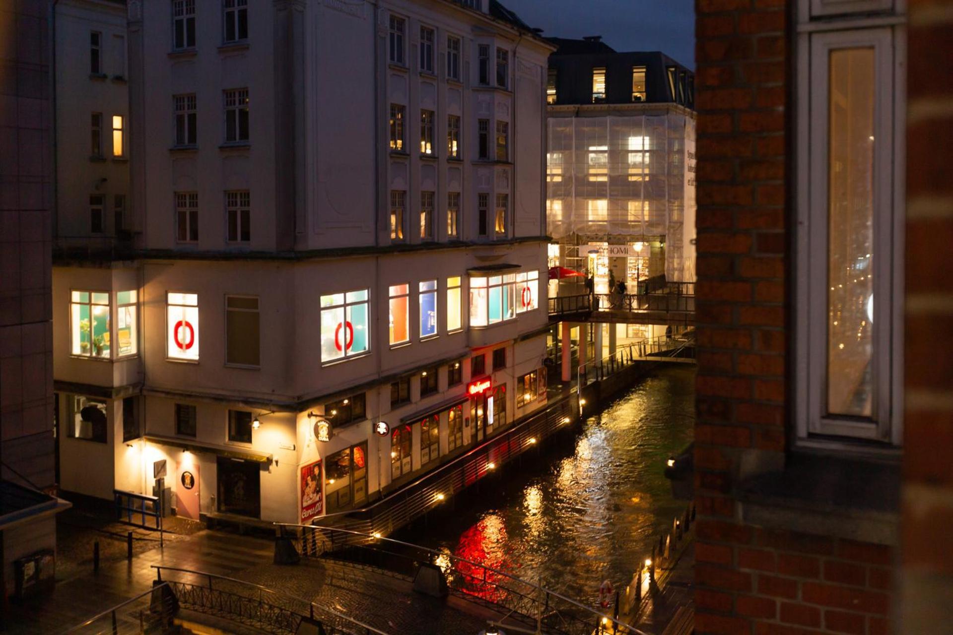 Come Stay In Aarhus - Close To Everything 4 People מראה חיצוני תמונה